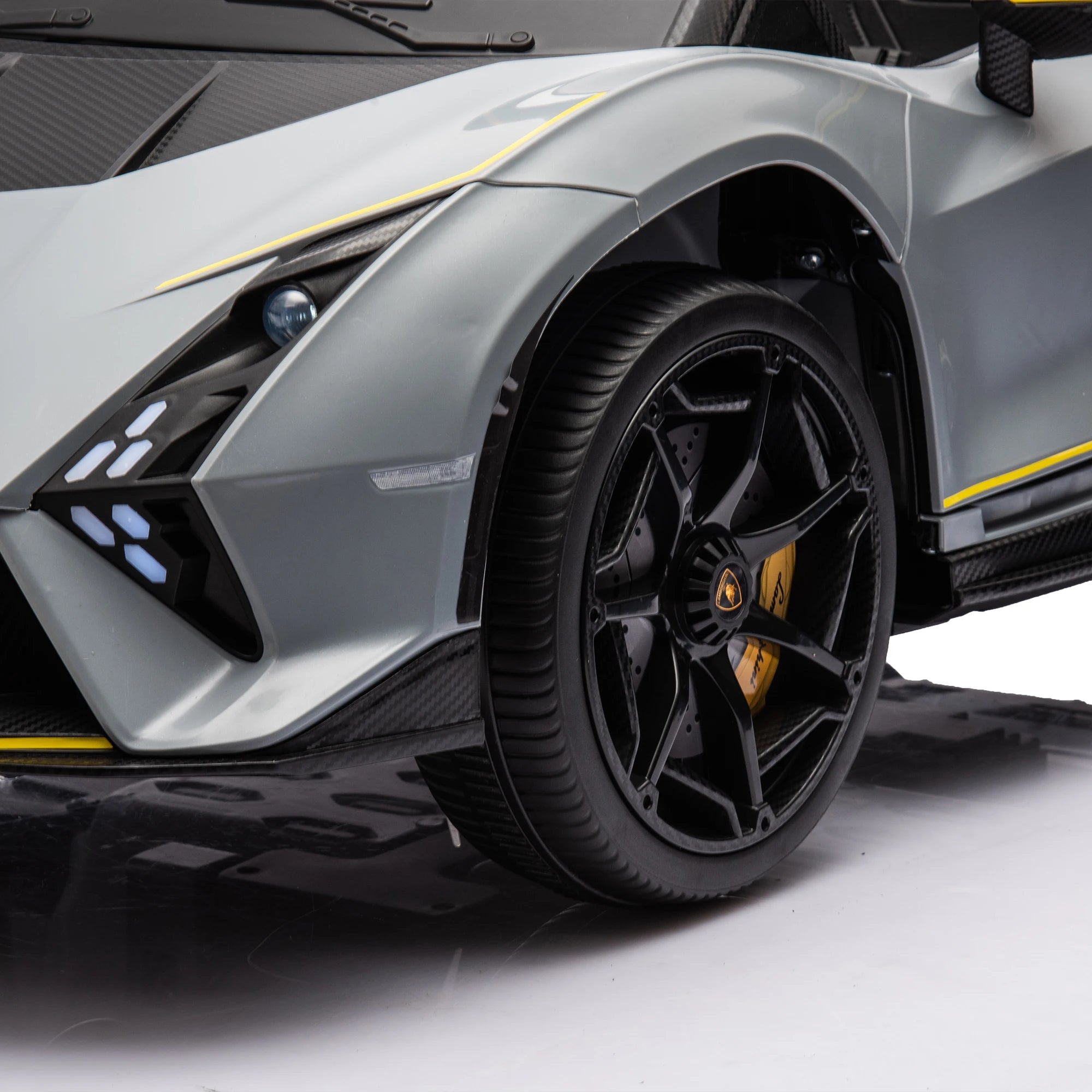 Elbilen barnen Lamborghinien