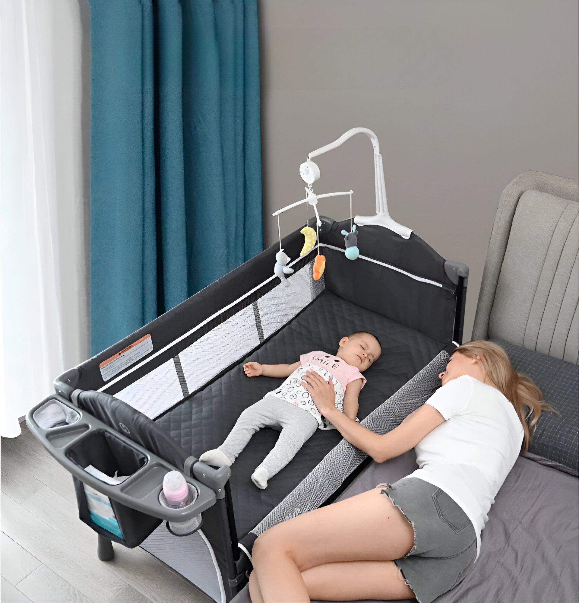 Barnsäng Bedside Crib By LV - Spjälsäng